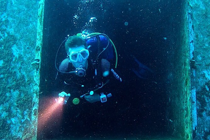 3 Wreck Dive Day in Zenobia and Elpida - Boats, equipment, and practical service