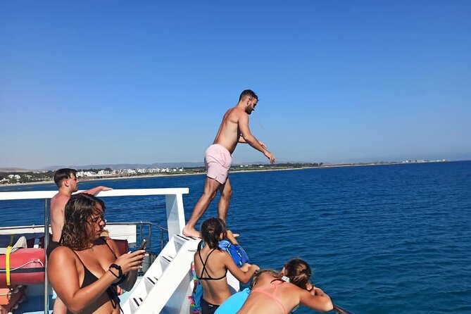90-Minutes Glass Bottom Trip With Quick Dip - Key points to know before you go