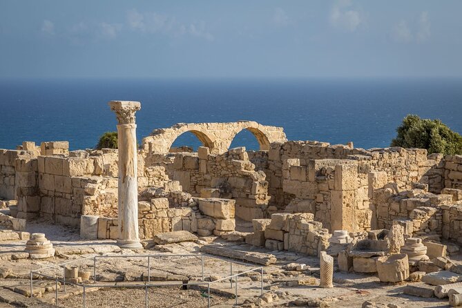 Ancient Kourion, Kolossi Castle, Omodos & Winery Tour from Paphos - Kolossi Castle and the island’s medieval chapter