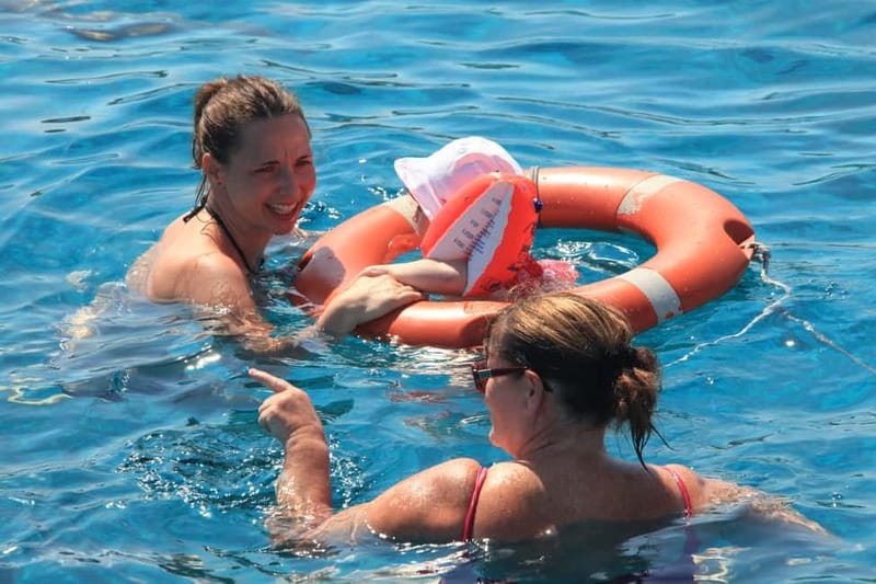 Ayia Napa: Lazy Day Cruise, Turtle Cove, Blue Lagoon & Lunch - Turtle Cove and the wild turtles of Konnos Bay