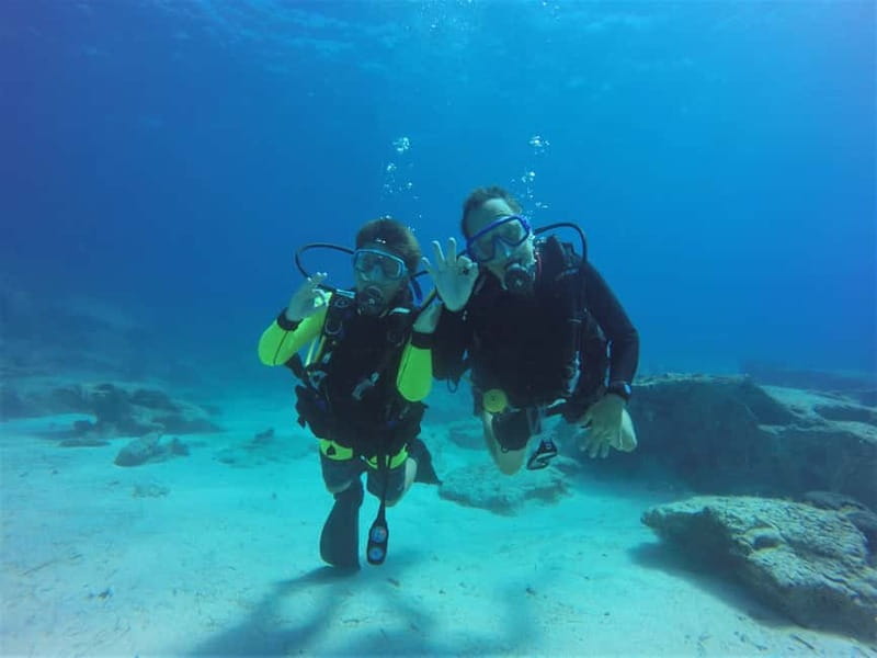 Cyprus: Introductory Scuba Lesson and Dive with Transfer - Blue Bay and the 6-meter underwater route
