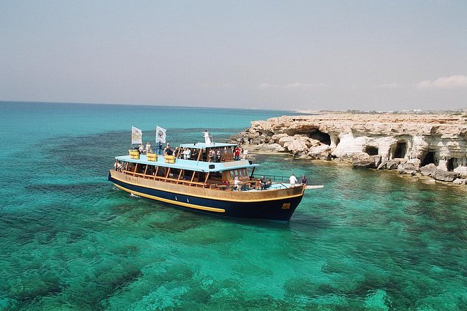 Discovery Sightseeing Boat Trip from Agia Napa - Konnos Bay: the first 30-minute pause