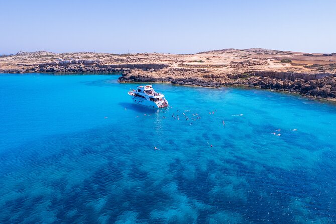 Famagusta Jeep Tour and Blue Lagoon Lunch Cruise from Larnaca - Two hours inside Famagusta’s walled city