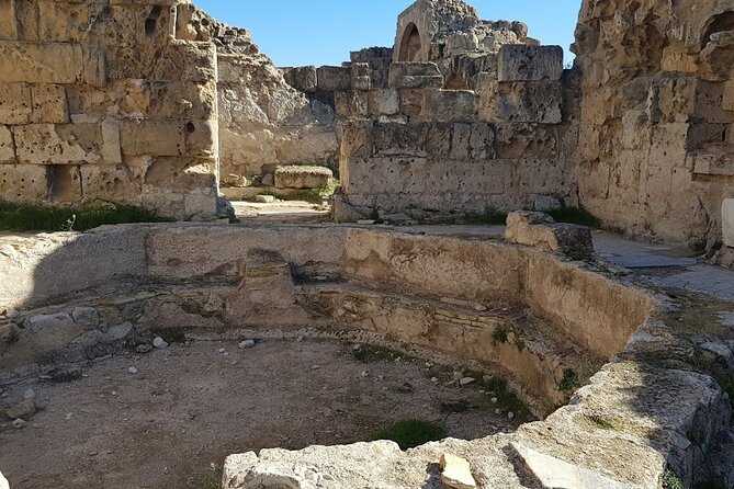 From Nicosia and Kyrenia: Famagusta & Kyrenia as Circular Tour - Why Varosha makes this tour different