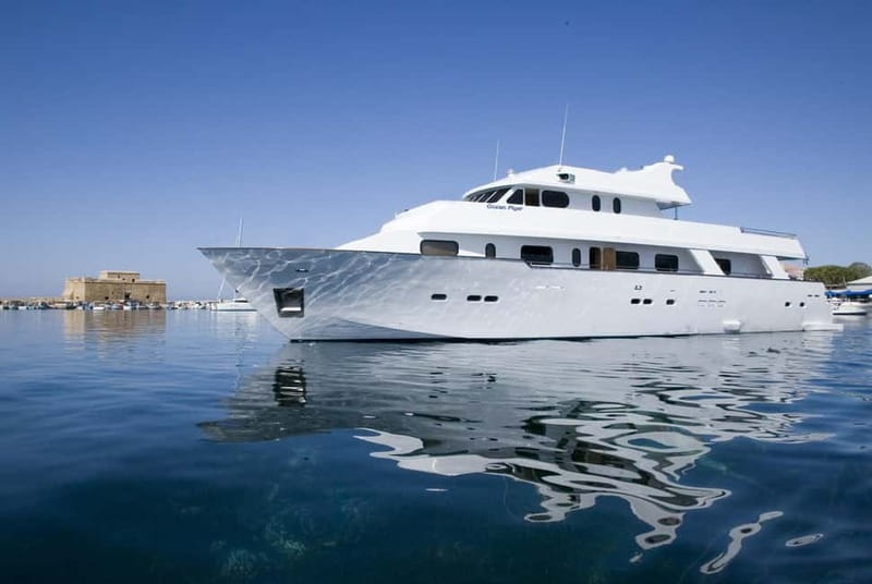 From Pafos: Ocean Flyer VIP Cruise - Adults Only - Lunch, champagne, and the open bar