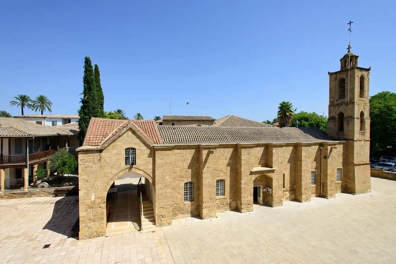 FROM PAPHOS: Nicosia free time for shopping & sightseeing - Lunch, a drink, and the value of free time