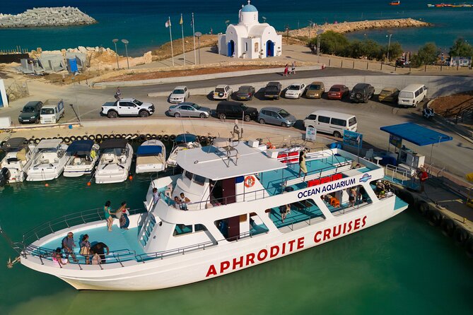 From Protaras: Turtle Cove & Blue Lagoon Cruise - The 30-minute stop at Konnos Bay
