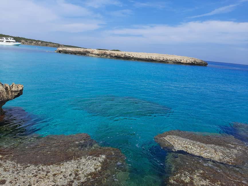 Jeep safari in French, English to Akamas, Gorge, Donkey Farm - Key points at a glance
