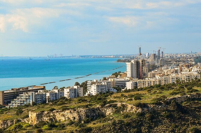 Larnaca Airport transfer to Limassol up to 4 passengers - What the 40 to 50 minute transfer feels like