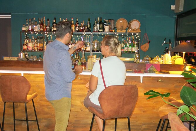 Larnaca Shake n' Make: Cypriot Flavours Cocktail Making Class 3hrs - Who should book this class?