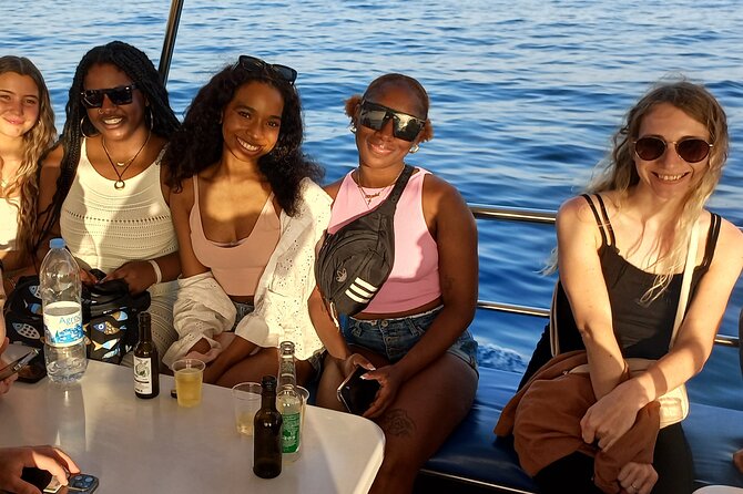 Larnaca Sunset Cruise with Unlimited Beers & Wine - The air-conditioned underwater cabin