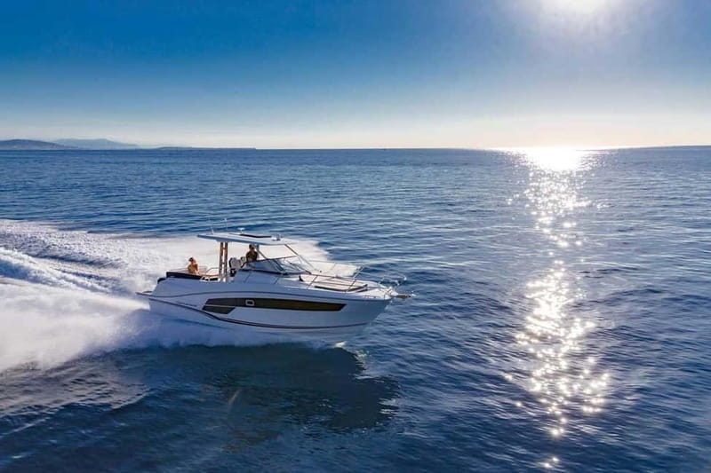 Latchi: Private Yacht Charter on Latchi Oasis - Leaving Latchi Harbour on a private yacht
