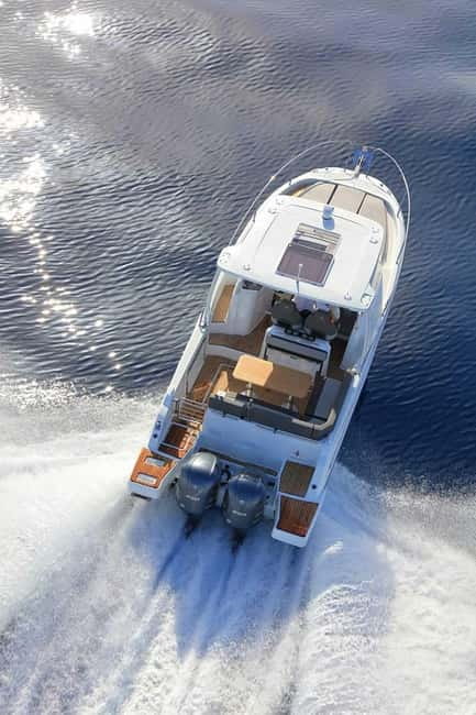 Latchi: Private Yacht Charter on Latchi Pearl - Choosing between two and six hours