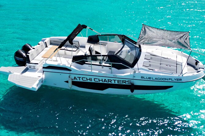 Luxury Charter on Blue Lagoon Flyer (Karnic CS10) to Blue Lagoon - Key points at a glance