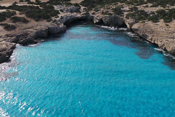 Luxury Private Motor Yacht Jeanneau NC33 to Blue Lagoon & more... - Quiet bays beyond the main stop