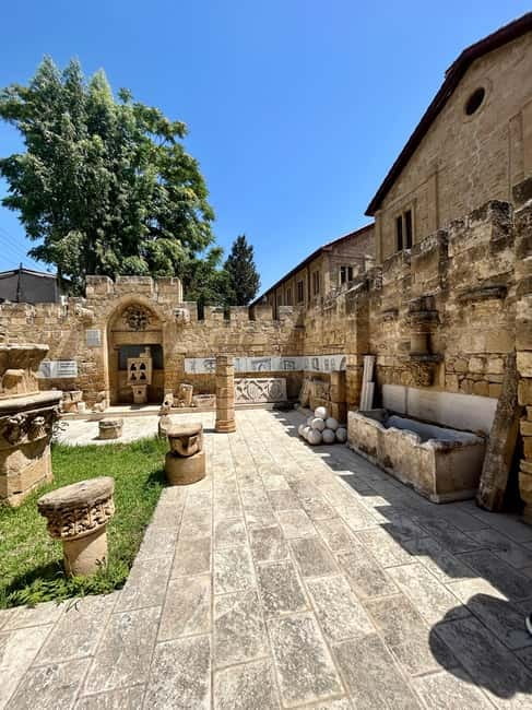 Nicosia, private tour, Old Town greek and turkish side - The bazaar and small-shop browsing