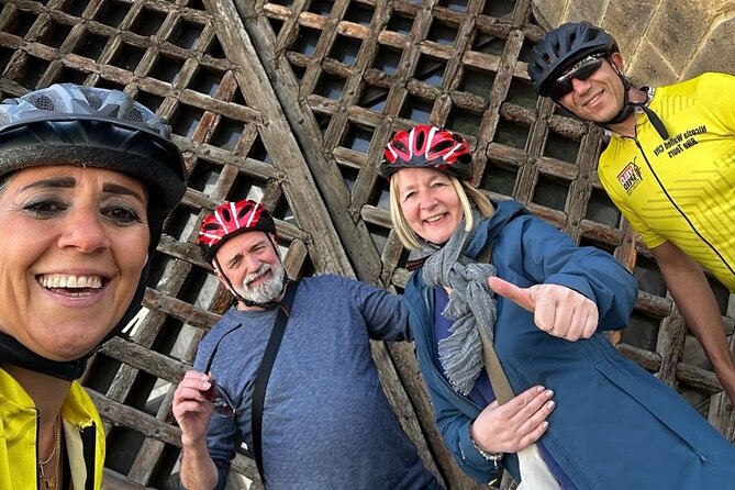 Nicosia: Walled City Bike Tour - Meeting at Ledra Palace Checkpoint