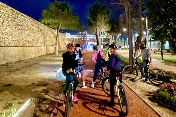 Nicosia: Walled City Bike Tour - Coffee and conversation at Büyük Han