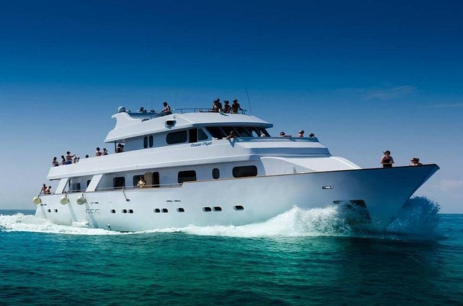Ocean Flyer | VIP Cruise (Adults Only 18+) - The atmosphere on a larger VIP yacht
