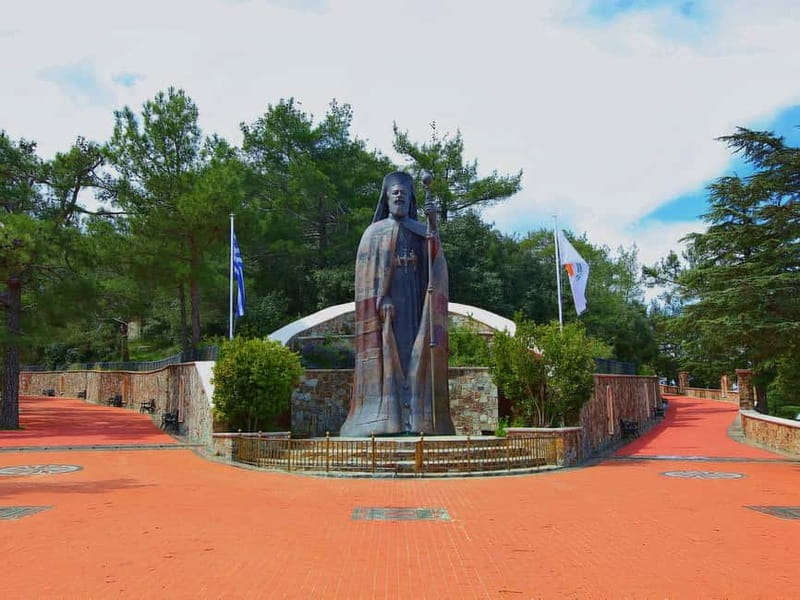 Paphos: Troodos, Omodos & Kykkos Monastery Full-Day Tour - Kykkos Monastery and the Virgin Mary icon
