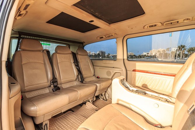 Private Transfer: Larnaca Airport to Larnaca District 1-14 pax - What the strong ratings tell you, and what they do not