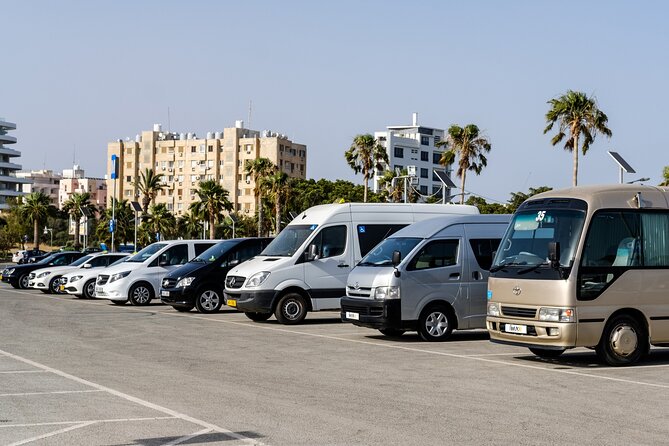Private Transfer: Larnaca Airport to Larnaca District 1-14 pax - What the private vehicle means for your group