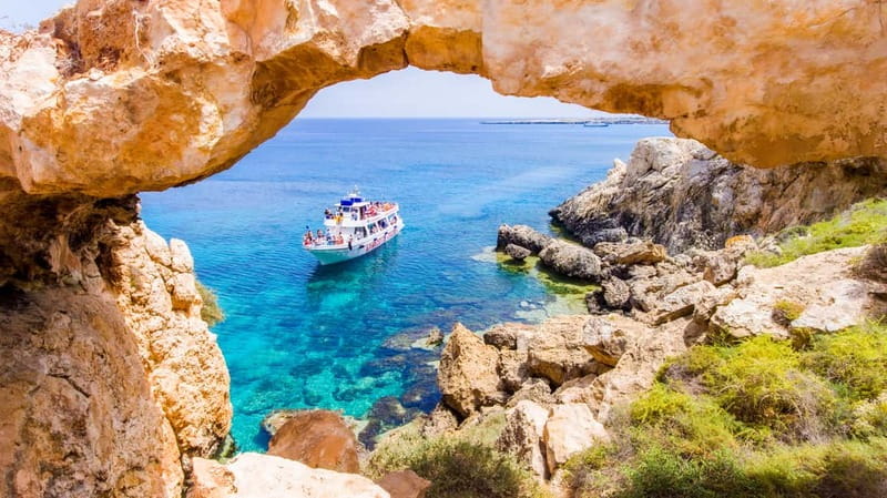 Protaras: Turtle Cove & Blue Lagoon Cruise - Life on board between the stops