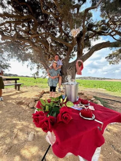 Romantic tour for lovers, couples or friends