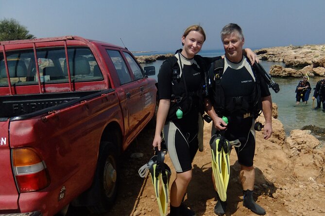 SCUBA DIVING first time experience - Learning to breathe underwater in three clear stages