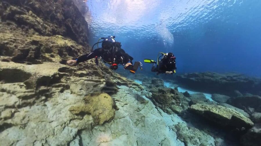 Scuba Diving - Tunnels & Caves - Cape Greco - private guided - How the 150 minutes are used
