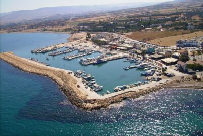 Self-drive Amathunta Private Speedboat to Blue Lagoon, Caves etc