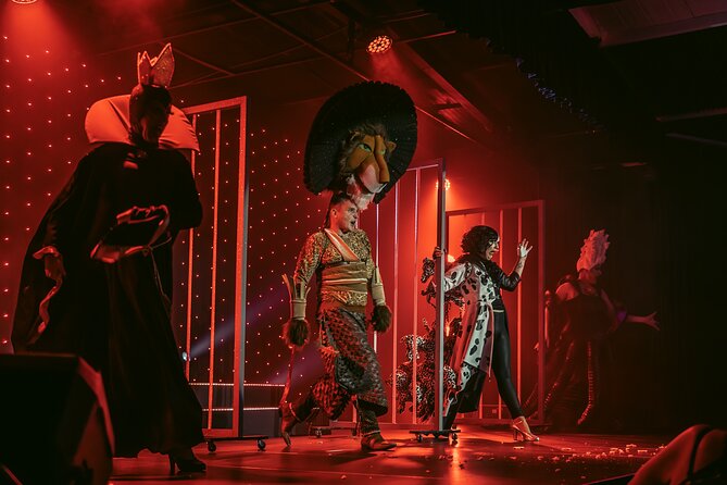 Stardust Variety Dinner Show - Who will enjoy Stardust most