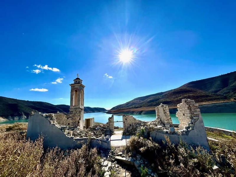 Troodos Mountains : private tour including a wine tasting - Millomeris Waterfall and the walk down