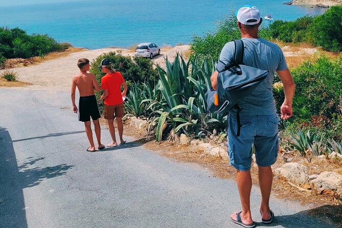 XploreMe! - Coral Bay Scavenger Hunt Outdoor Activity - Accessibility, transport, and simple booking details