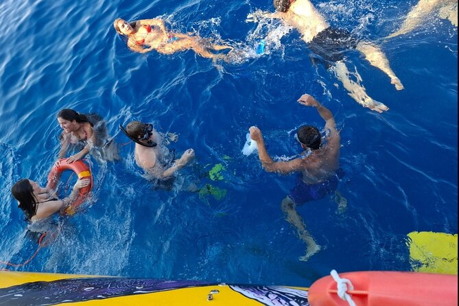 Yellow Submarine Swimming Cruise with Unlimited Drinks - What the Two-Hour Timing Means